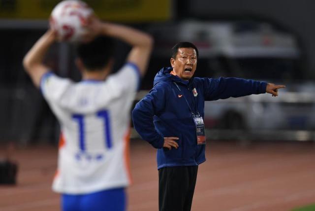 333体育|电竞-官方网站-​李霄鹏齐鲁德比直面旧主 崔康熙：要进攻！要3分